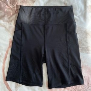 American Eagle Aerie black biker shorts size small